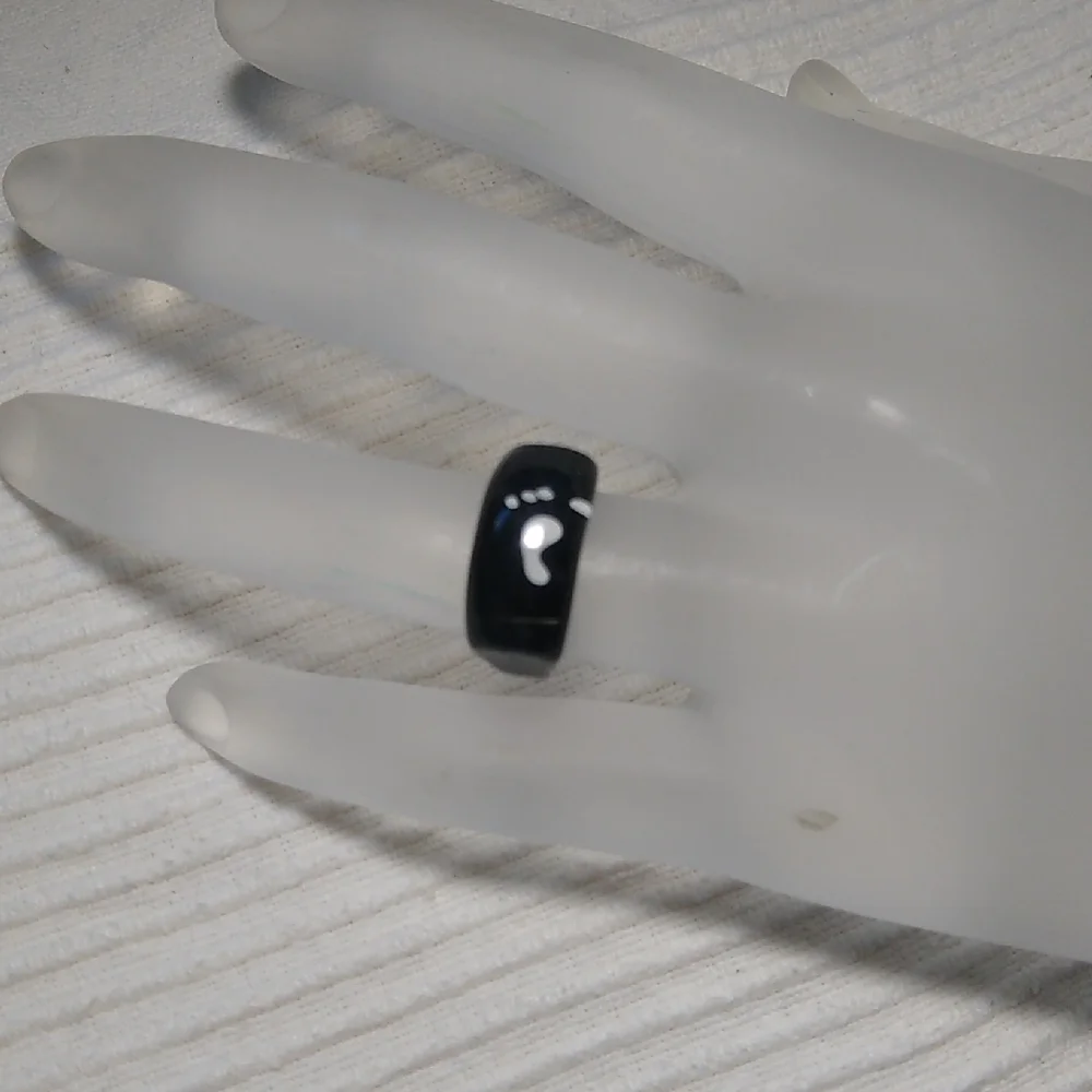 Resin Hang-Ten Ring